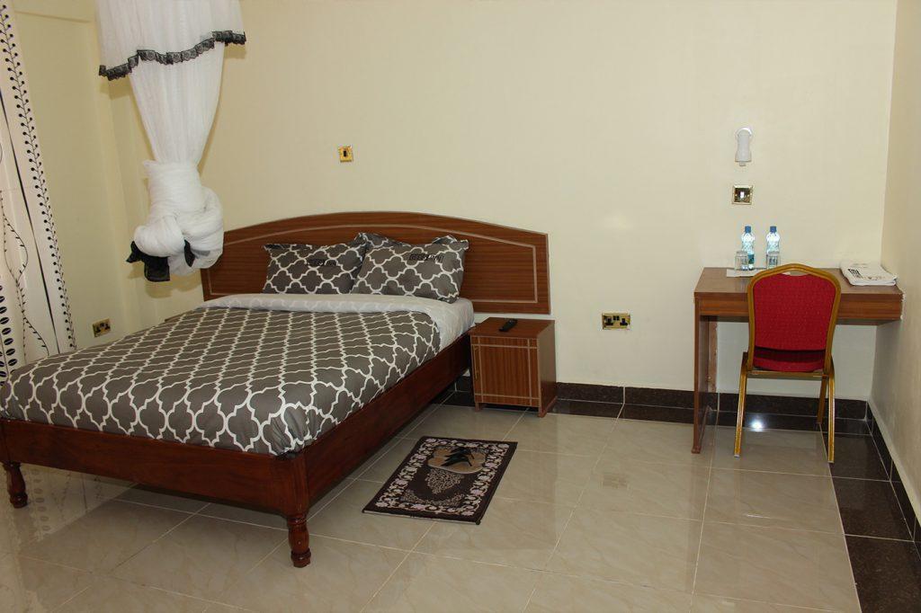 Gees Inn Накуру Екстер'єр фото